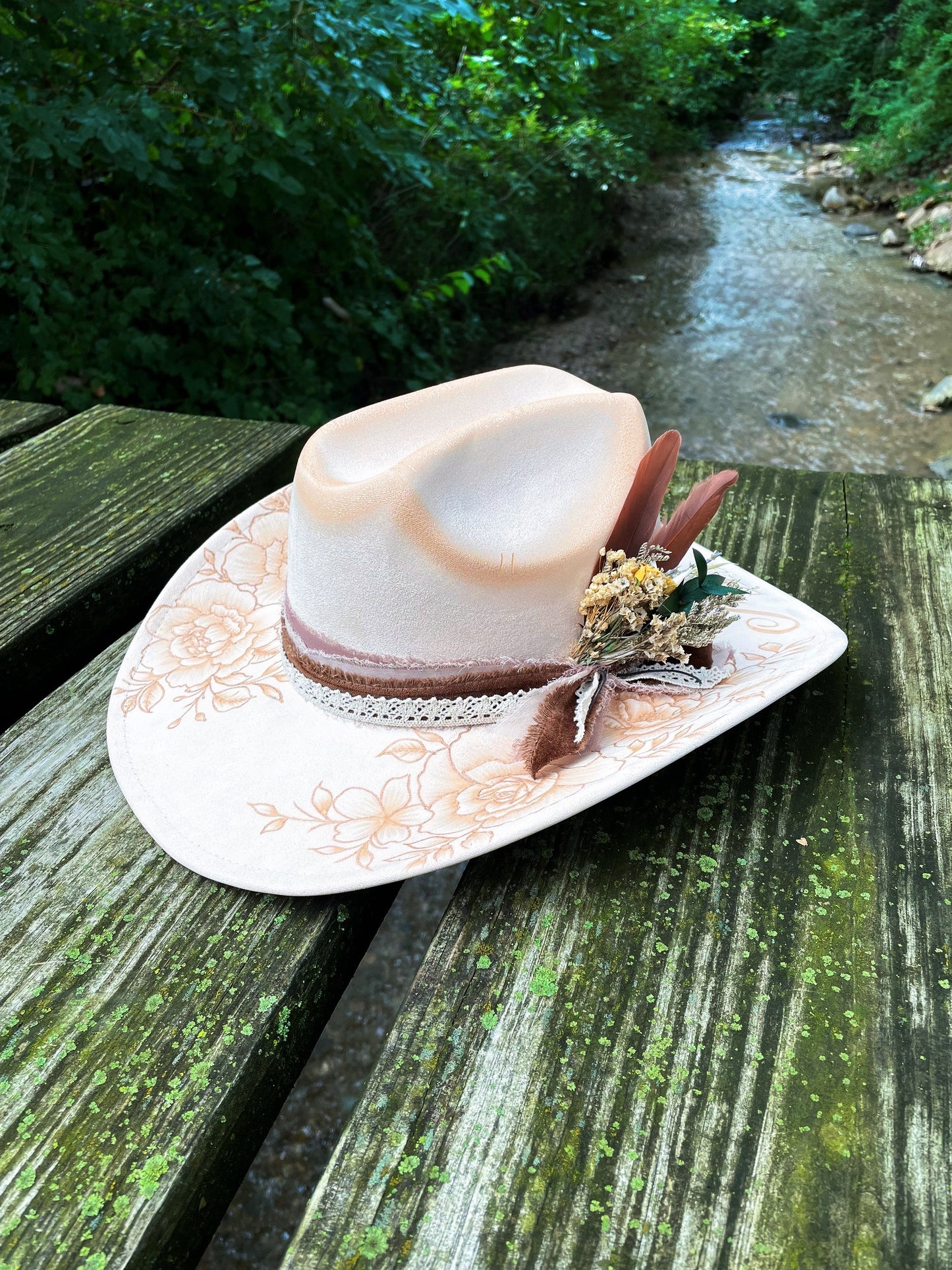 Emelia custom