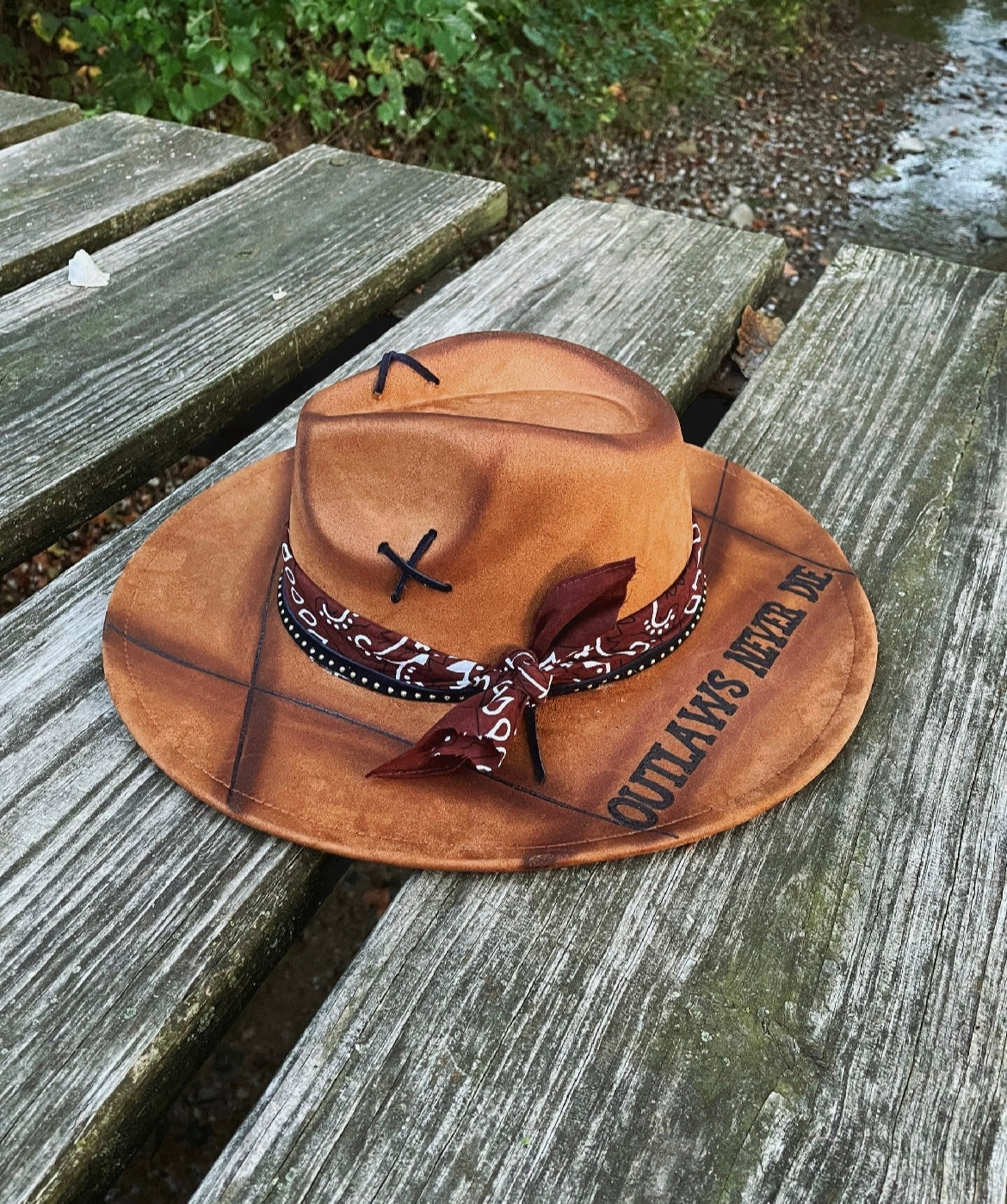 🚨CLEARANCED ITEMS🚨